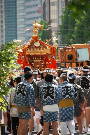 ゴールデンウィーク中盤戦は鉄砲洲稲荷神社のお祭りへ！　