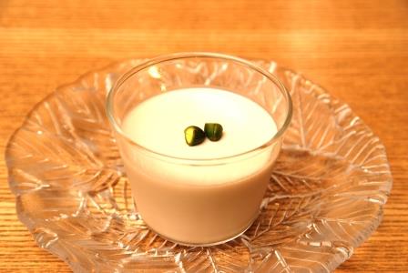 期間限定！ほうじ茶のブラマンジェ販売中！